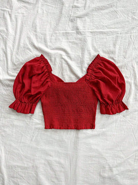 Blusa de mujer roja a cuadros texturizada con mangas abullonadas, lazo en el pecho, cintura elastica y dobladillo con volantes, camisa romantica informal para vacaciones