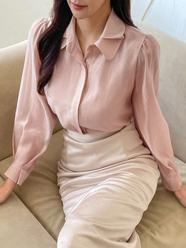 DAZY Camisa de mujer con botones y mangas largas plisadas