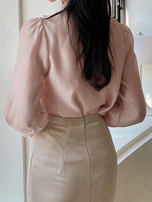 DAZY Camisa de mujer con botones y mangas largas plisadas