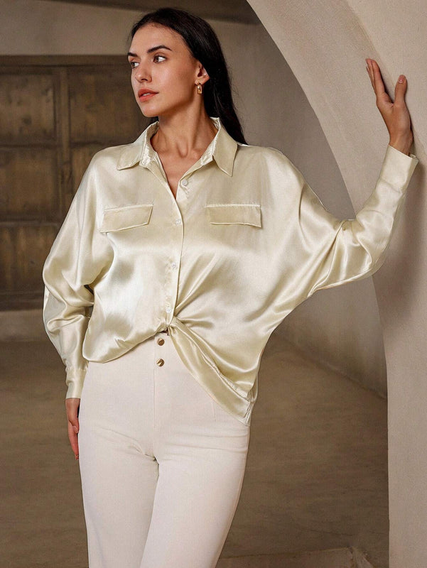 Camisa holgada estilo frances de manga larga y mezcla de seda con diseno de colgante