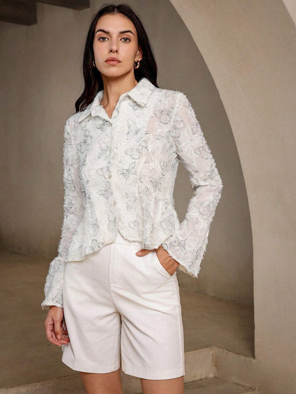 Camisa de manga de campana con corte aleatorio y diseno unico para estilizar la cintura, con flores al estilo frances para adelgazar