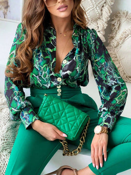 Camisa estampada completa con botones delanteros