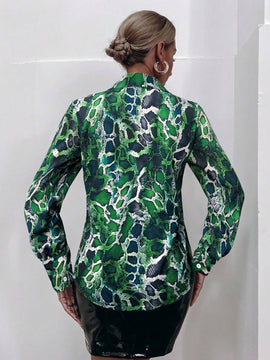 Camisa estampada completa con botones delanteros