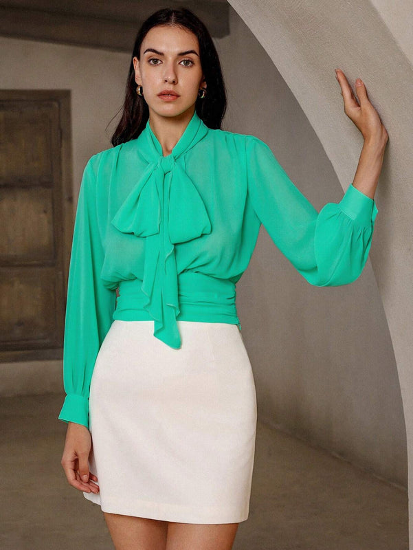 Blusa corta de moda de manga larga de chifon con lazo de cinta para atar para atuendos casuales de verano de mujer