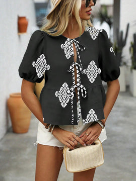 Camisa de manga corta con lazos delanteros con estilo bohemio de moda para mujer con mangas abullonadas
