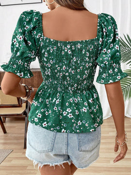 Blusa de volantes con mangas abullonadas y estampado floral para las vacaciones de verano