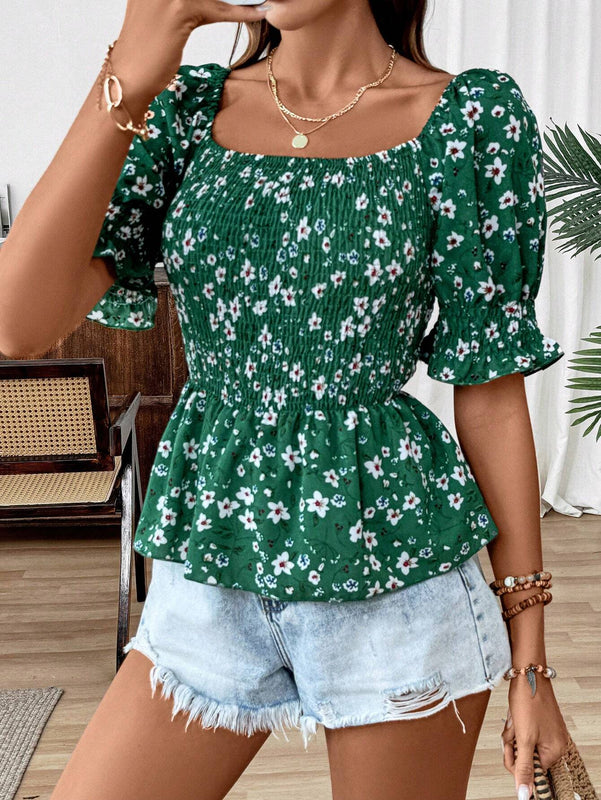 Blusa de volantes con mangas abullonadas y estampado floral para las vacaciones de verano