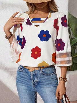 Blusa casual de mujer con estampado floral y parche de malla con cuello en V y mangas acampanadas 3/4