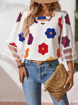 Blusa casual de mujer con estampado floral y parche de malla con cuello en V y mangas acampanadas 3/4