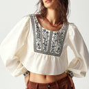 Camisa de vacaciones para mujeres con decoracion bordada en el cuello