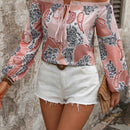 EMERY ROSE Camisa casual de manga larga para mujer con estampado y correas para atar con hombros descubiertos