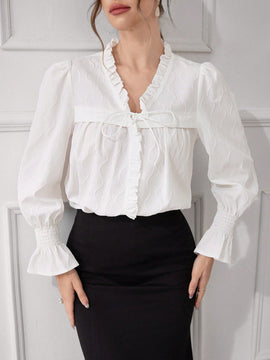 Top largo texturizado de manga larga para mujer con lazo frontal plisado de encaje, simple y casual, perfecto para vacaciones