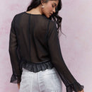 MISSGUIDED Blusa corta con volantes y vuelo transparente en dobladillo y mangas