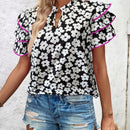 Camiseta casual con mangas en forma de paraguas y parches florales de encaje para mujeres, diseno de impresion aleatorio