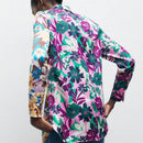 Camisa larga de manga larga con botones con estampado total y parches, estilo informal de vacaciones para mujer