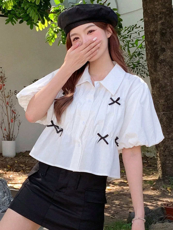 DAZY Camisa de mujer con cuello a rayas, mangas abullonadas, lazo y plisado