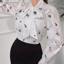 Blusa elegante de manga farol con cuello con recorte, nudo delantero y estampado floral diminuto para primavera/otono