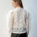 Blusa casual transparente de manga larga con botones en la espalda y bordado, de unicolor, para el ocio diario y las vacaciones