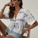 Blusa estampada con cuello en forma de corazon y mangas cortas con lazo delantero, para uso diario casual