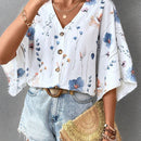 Camisa casual floja con cuello en V y botones de mujer, con estampado romantico de plantas y flores y mangas murcielago, perfecta para vacaciones