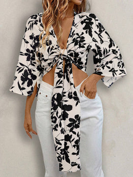 Camisa con estampado floral, manga corta y amarre al frente para mujeres, ideal para vacaciones