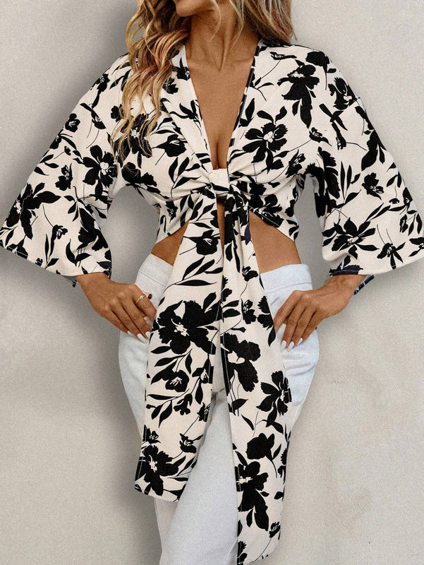 Camisa con estampado floral, manga corta y amarre al frente para mujeres, ideal para vacaciones