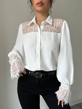Elegante camisa de manga larga para mujeres con manga abullonada y diseno de empalme en encaje