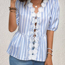 Camisa casual con estampado de rayas y nudo delantero