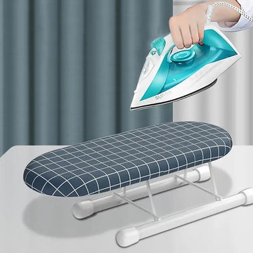Tabla de planchar compacta y portátil con pies antideslizantes, base resistente al calor y estructura de acero reforzada - diseño ahorrador de espacio para salas de costura y manualidades, 25.91x10.92x7.87 cm, tabla pequeña para ropa y estación de artesa