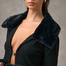 Bae blazer de manga larga con cuello afelpado de unicolor y parches, chaqueta para mujer en otono/invierno, sueteres de otono, ropa de mujer de invierno, sueter oversize, ropa y2k, sueter tipo cardigan estilo renacimiento
