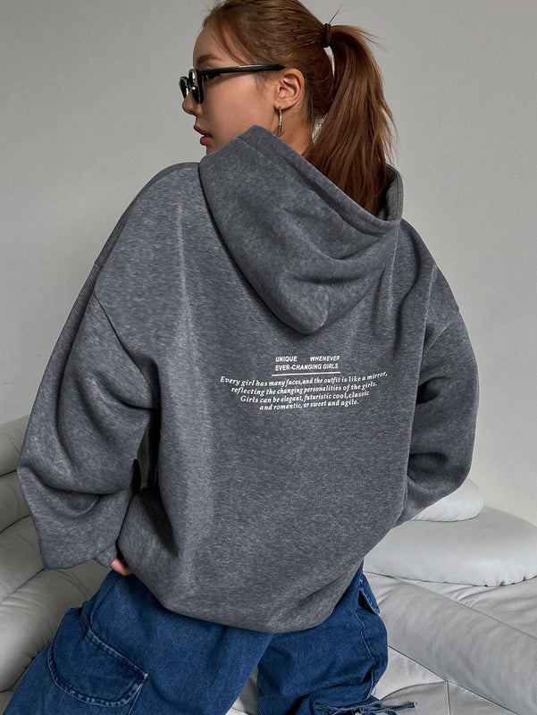 Dazy sudadera con capucha de manga larga con estampado de letras minimalista, uso diario informal