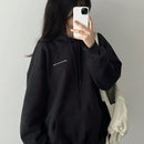 Dazy sudadera con capucha estampada simple para mujeres