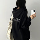 Dazy sudadera con capucha estampada simple para mujeres