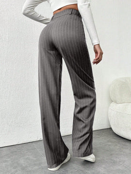 Tall pantalones sueltos de traje a rayas con botones delanteros, uso casual de todos los dias