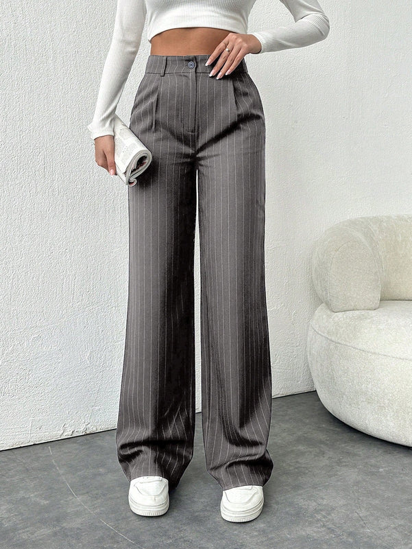 Tall pantalones sueltos de traje a rayas con botones delanteros, uso casual de todos los dias
