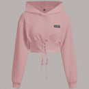 Ezwear capucha crop con slogan con parche con cordon delantero de hombros caidos