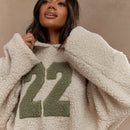 Missguided sudadera con capucha oversize de forro polar con bloque de color "22" para clima frio de otono/invierno