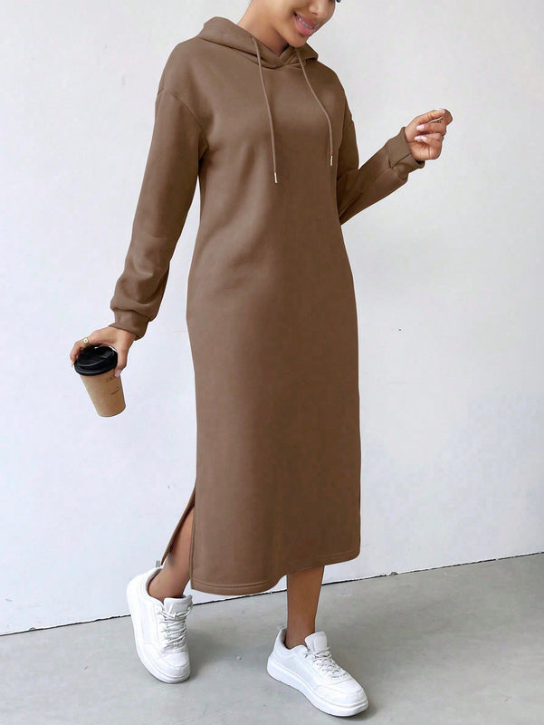 Relaxiva vestido sudadera casual de felpa con capucha, manga larga, bajo con abertura, cordon ajustable, estampado de lema para mujer, otono/invierno