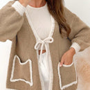 Frenchy blusa minimalista de manga larga con bolsillo y detalle de color contrastante en los bordes con lazo frontal para mujer