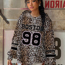 Muchic sudadera con capucha con estampado de leopardo minimalista informal, impreso en toda la prenda, otono invierno