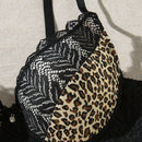 Ropa interior de mujer con estampado de leopardo, encaje en contraste y aros para el sosten