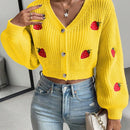 Moosta cardigan holgado de mujer con mangas farol, hombros caidos y bordado de fresa de estilo casual