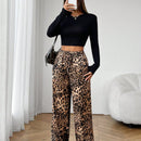 Petite pantalones casuales de estilo callejero de pata ancha de saten tejido con estampado de leopardo