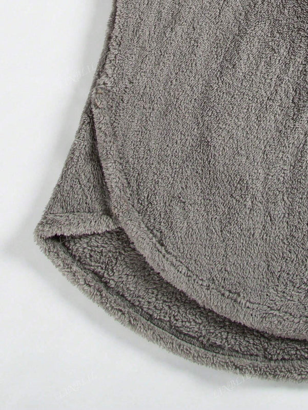 Sudadera con capucha remendada bordada de manga larga con dobladillo asimetrico de felpa, calida para el invierno