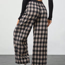Tall pantalon holgado de diseno de textura casual versatil con estampado de cuadros blancos y negros en contraste