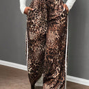 Slayr pantalones anchos de estilo informal deportivo con estampado de leopardo y rayas laterales de contraste, cintura con cordon