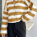 Cardigan de mujer con cuello redondo y botones delanteros, con estampado de rayas