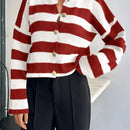 Cardigan de mujer con cuello redondo y botones delanteros, con estampado de rayas