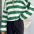 Cardigan de mujer con cuello redondo y botones delanteros, con estampado de rayas