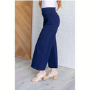 Pantalones cortos de pierna ancha magicos en azul marino